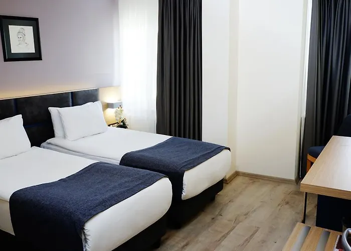 Helen Hotel